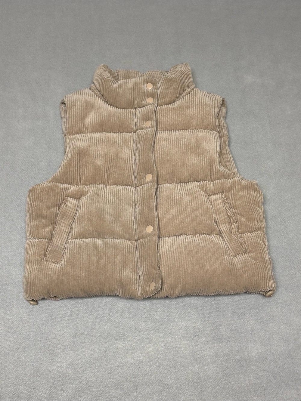 Love Tree women’s Corduroy Puffer Vest - Beige size M